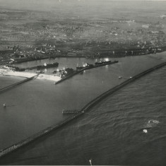 Photograph showing South Harbour and entrance, Blyth, Northumberland.